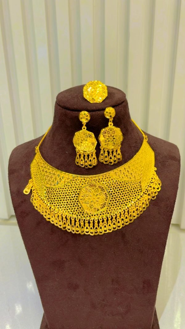 Necklace set