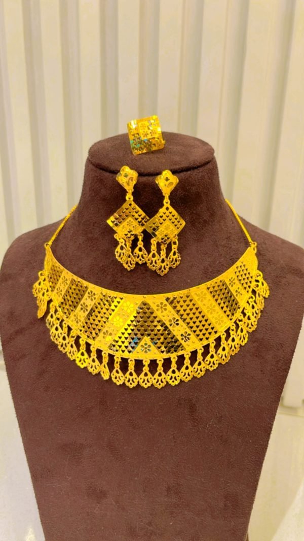 Necklace set