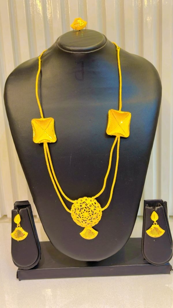 Necklace set