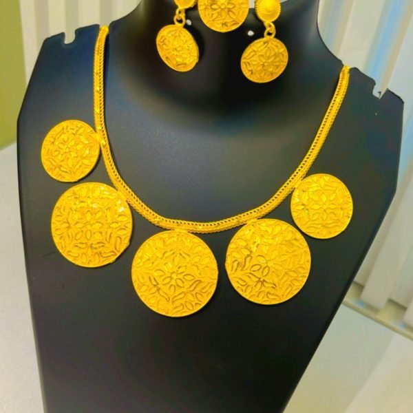 Necklace set