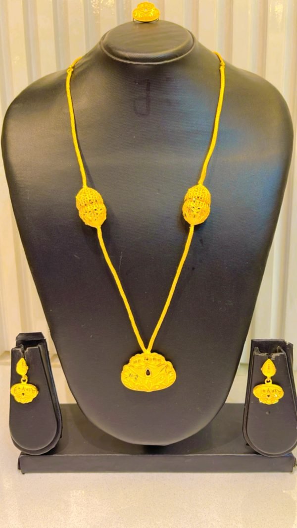 Necklace set