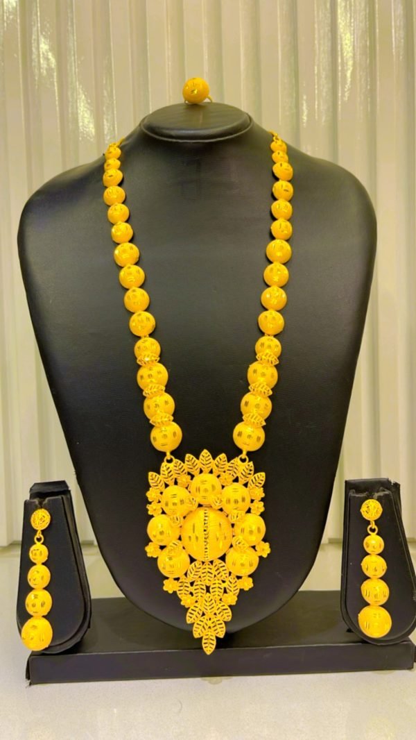 Necklace set