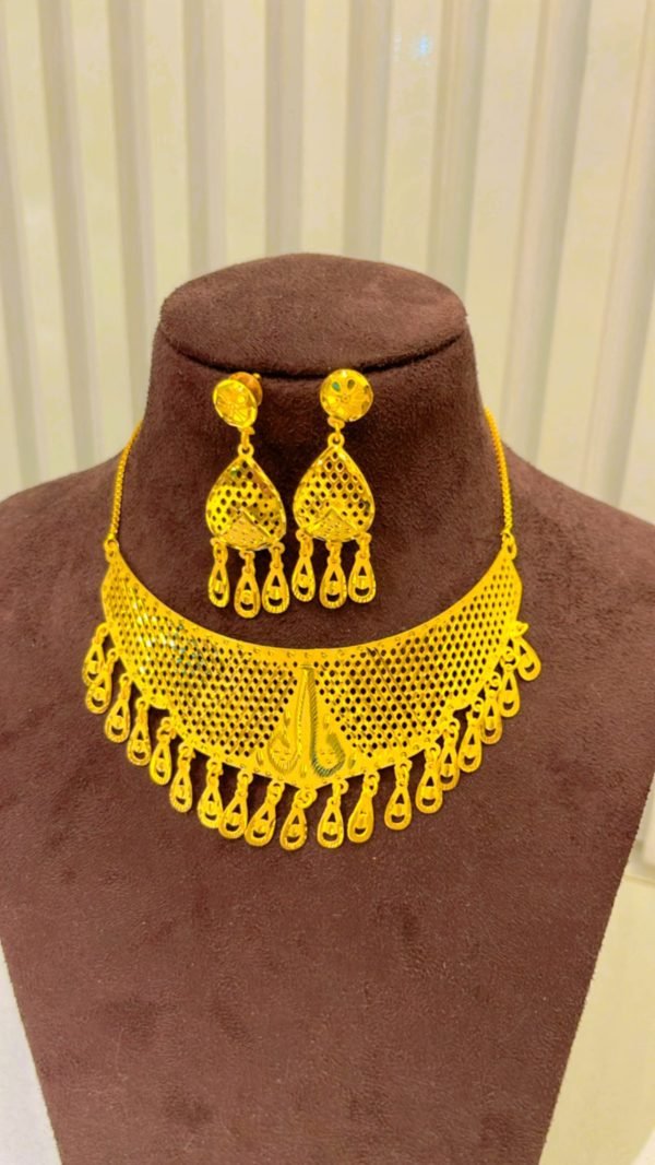 Necklace set