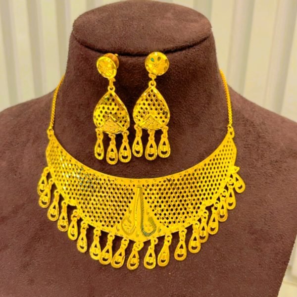 Necklace set