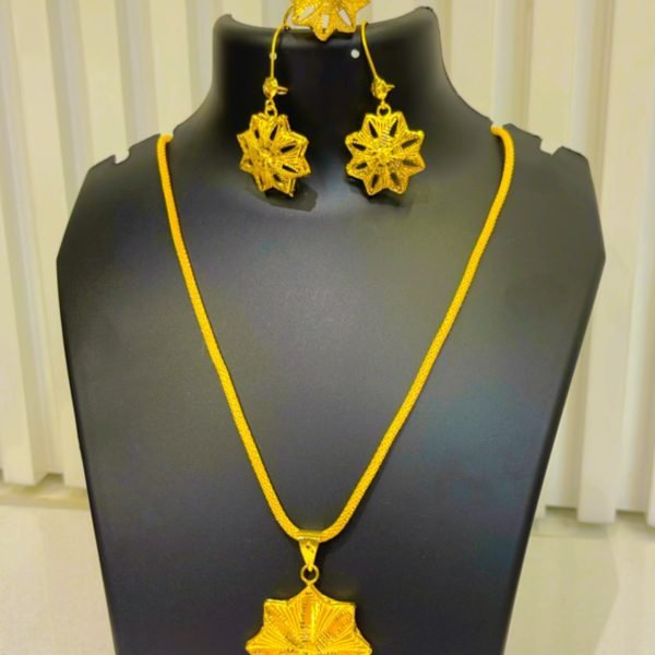 Necklace set