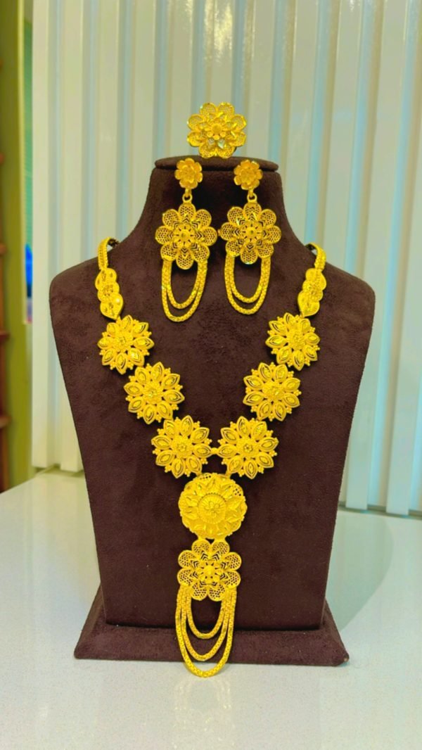 Necklace set