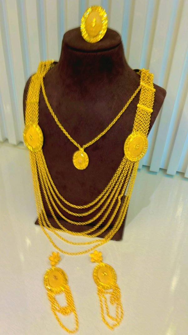 Necklace set