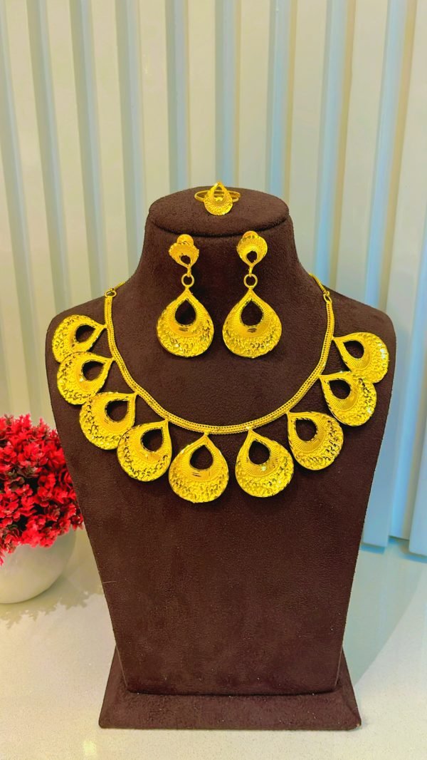 necklace set