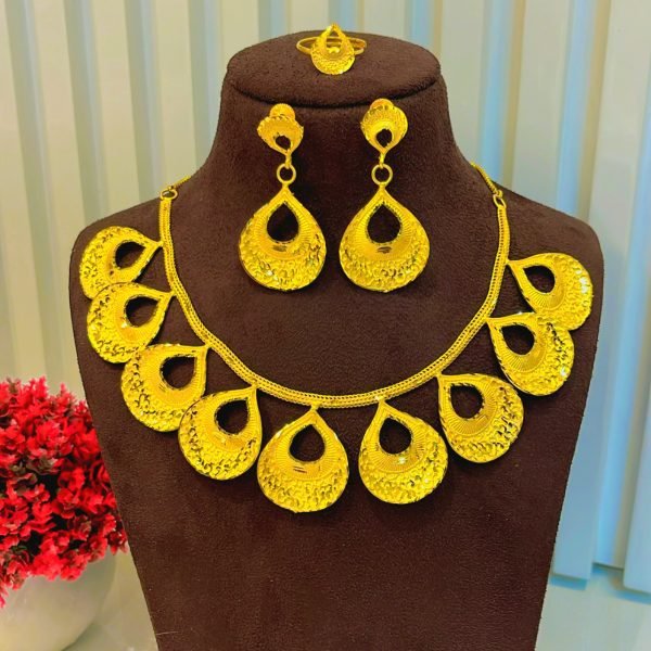 necklace set