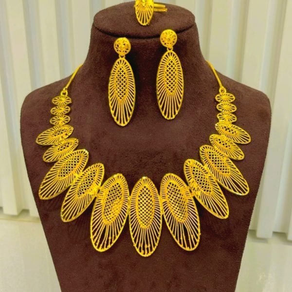 necklace set