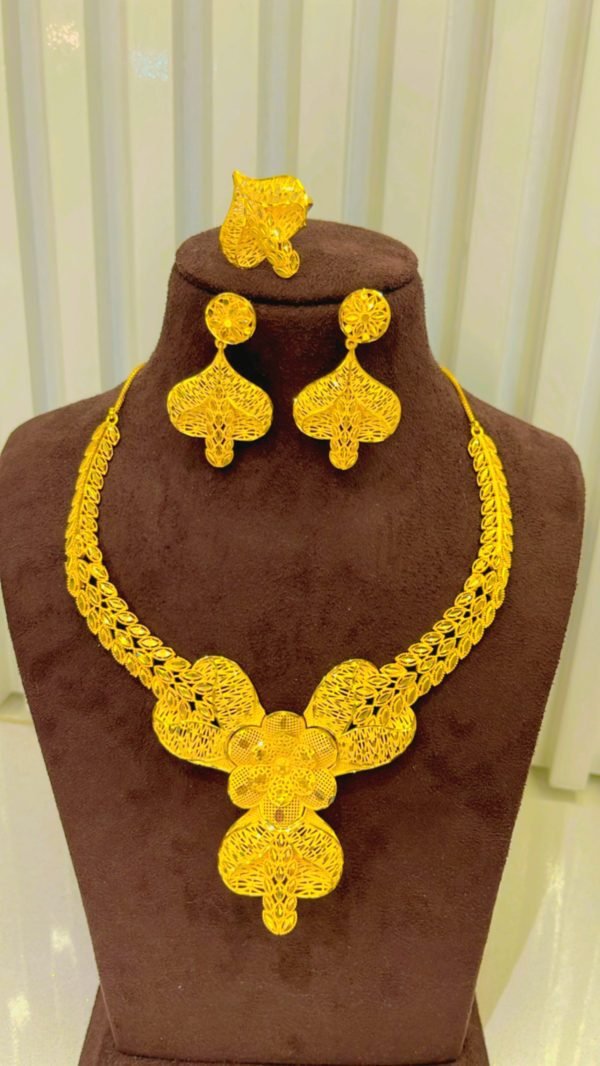 necklace set