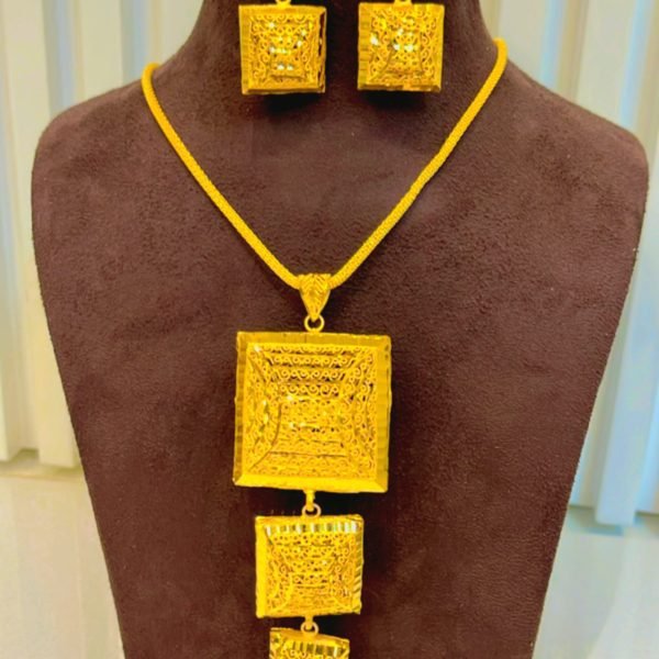 necklace set