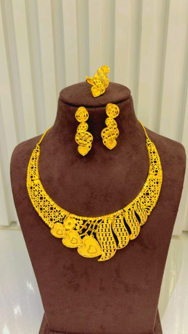 necklace set