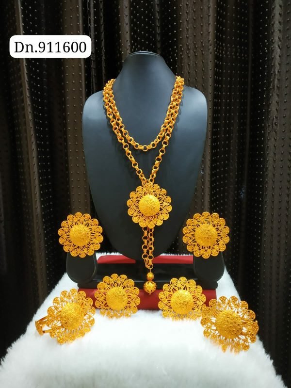 necklace set