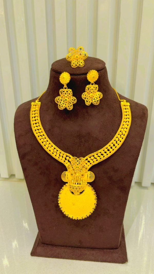 necklace set