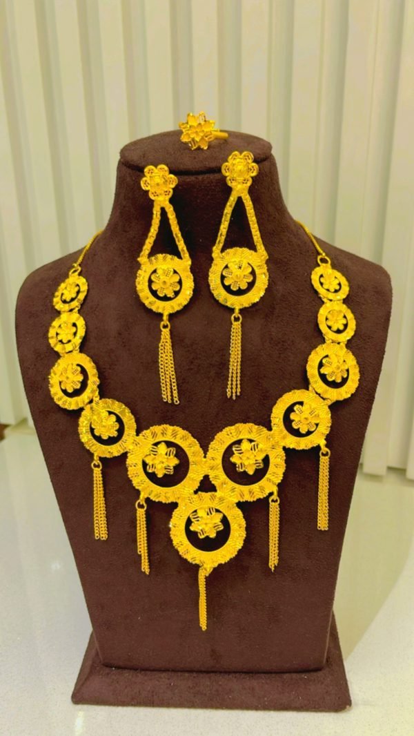 necklace set