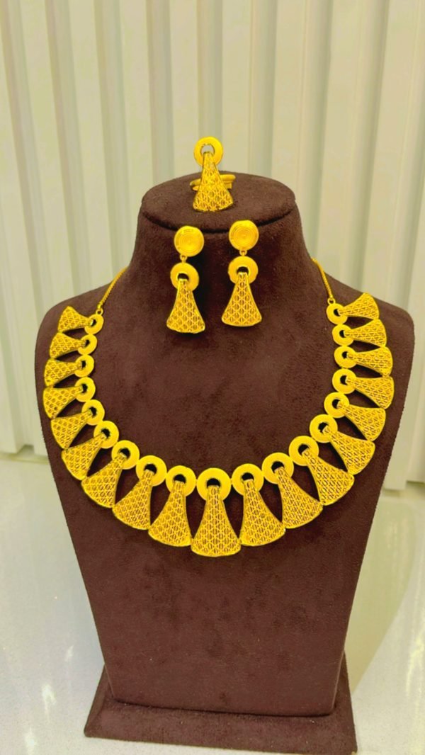 necklace set