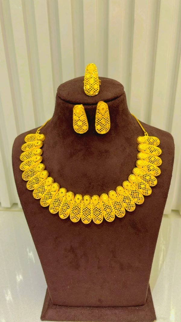 necklace set