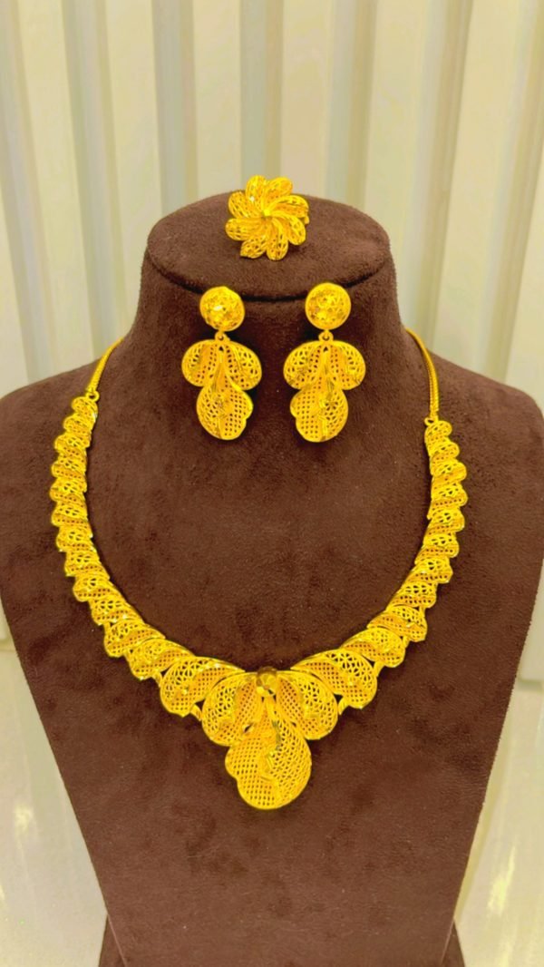 necklace set