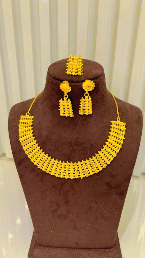 necklace set