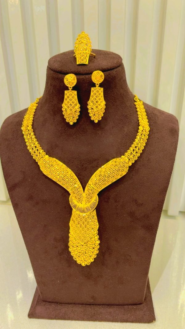 necklace set