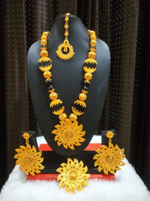 Necklace set