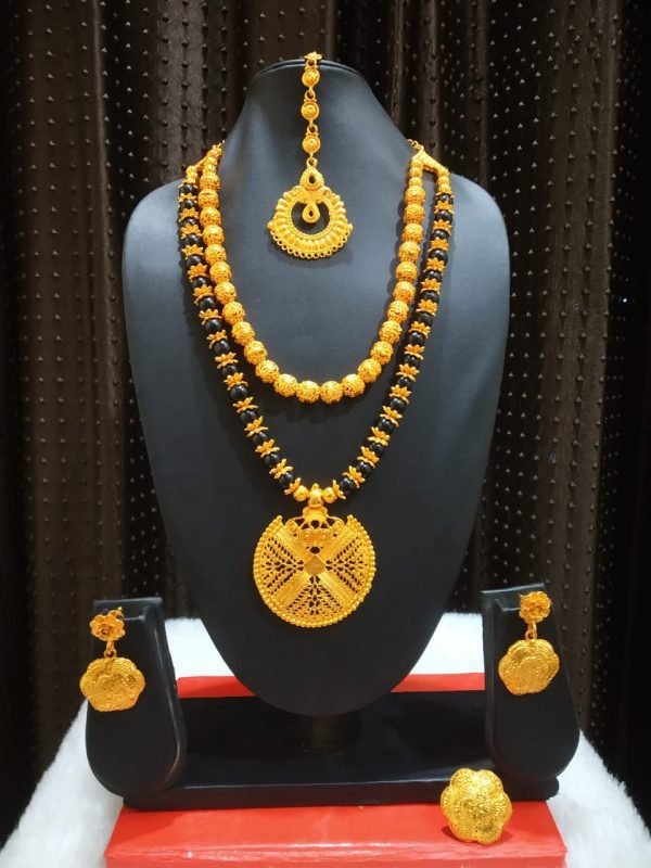 Necklace set