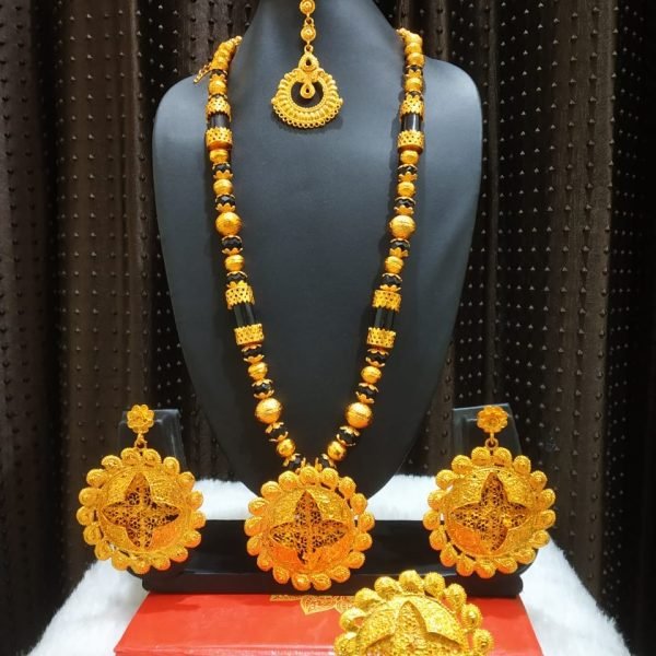 Necklace set