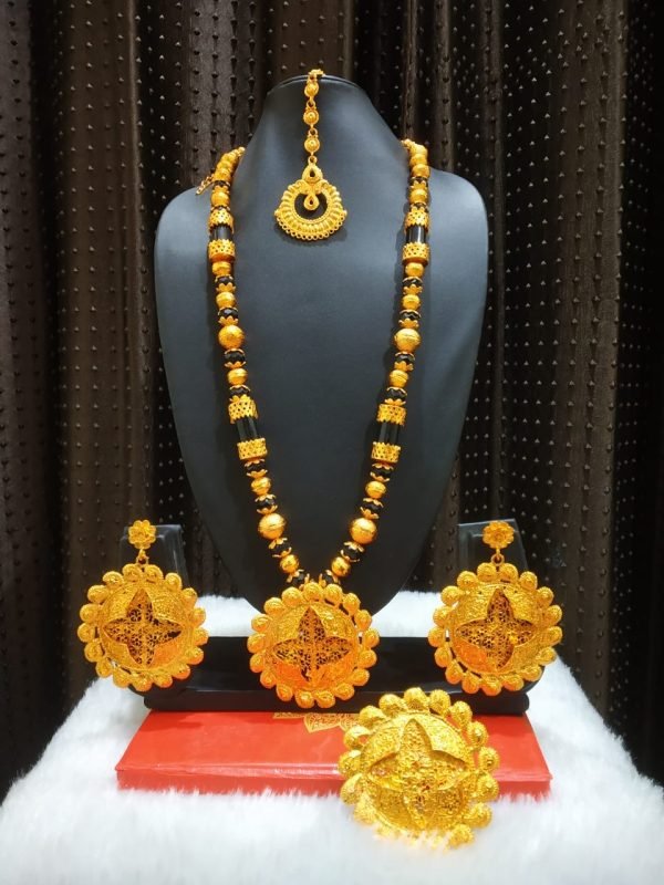 Necklace set